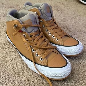 Converse Chuck Taylor High Top size 10